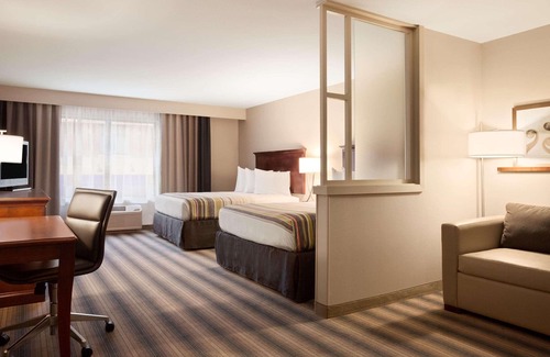 Roseville Hotel | Country Inn & Suites by Radisson Roseville - St. Paul