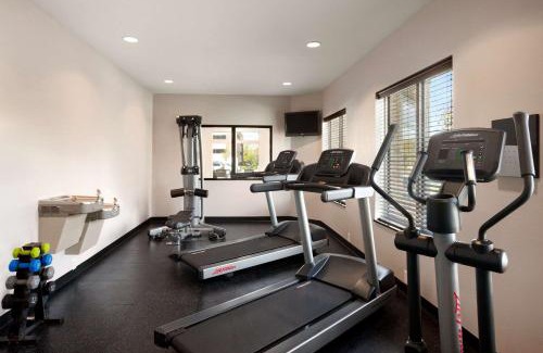 Winterville Hotel | Country Inn & Suites by Radisson, Greenville, NC