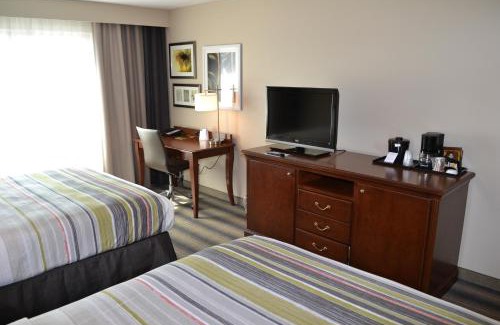 Roseville Hotel | Country Inn & Suites by Radisson Roseville - St Paul