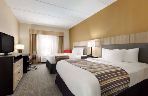 Dalton Hotel | Country Inn & Suites by Radisson, Dalton, GA