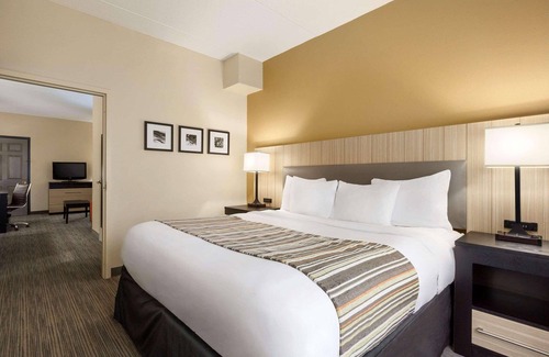 Dalton Hotel | Country Inn & Suites by Radisson, Dalton, GA