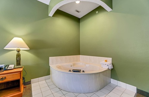 Walker Hotel | Country Inn Walker
