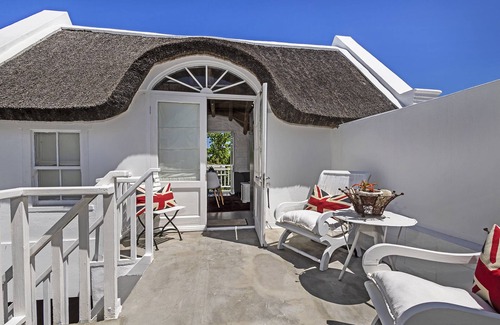 Stellenbosch Apartment | Country Style Luxurious Loft In Exclusive Winelands Golf Estate