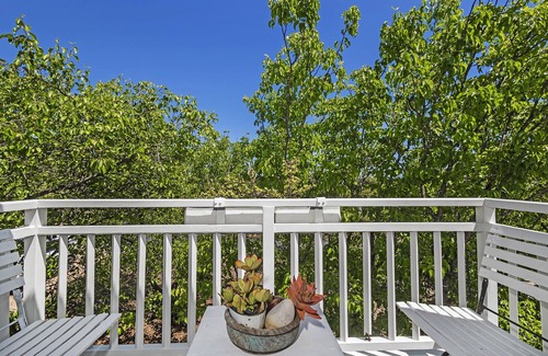 Stellenbosch Apartment | Country Style Luxurious Loft In Exclusive Winelands Golf Estate