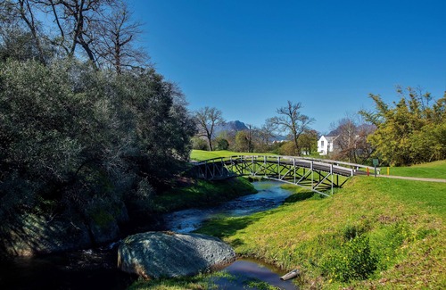 Stellenbosch Apartment | Country Style Luxurious Loft In Exclusive Winelands Golf Estate