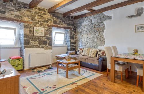 Sezana House | Countryside Child Friendly Homes Dutovlje