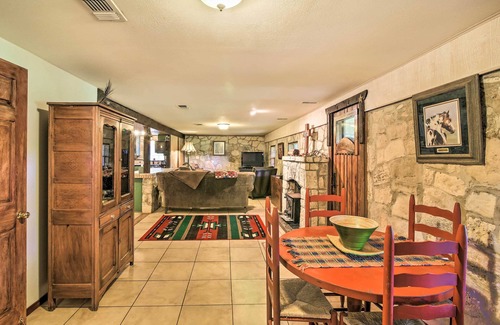 Wetmore Cottage | Countryside Cottage: 17 Mi to Downtown San Antonio