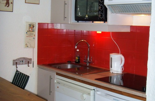 La Perriere Apartment | Courchevel La Tania: Savoyarde apartment right on the piste.