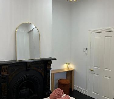 Bendigo House | Courthouse - Family Retreat Near Bendigo CBD