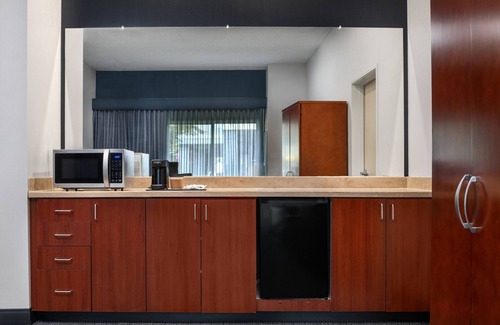 Anchorage Hotel | Courtyard by Marriott Anchorage Airport