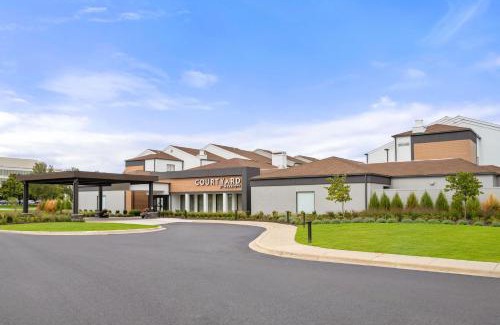 Livonia Hotel | Courtyard by Marriott Detroit Livonia