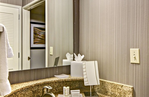 East End Hotel | Courtyard by Marriott Downtown Boise