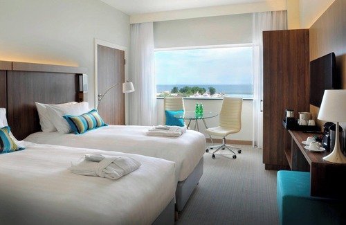 Srodmiescie Hotel | Courtyard by Marriott Gdynia Waterfront