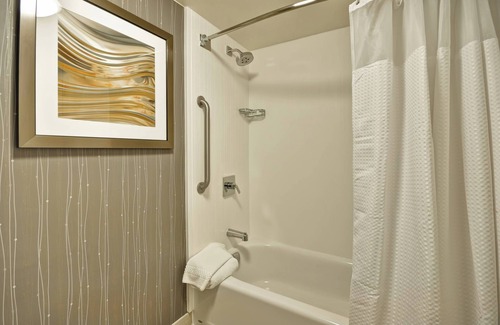 Northside Hotel | Courtyard by Marriott Jacksonville Airport