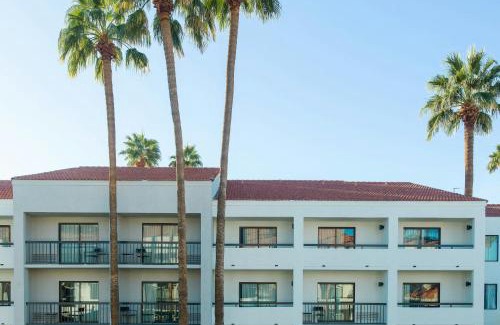 North Mountain Hotel | Courtyard by Marriott Phoenix North