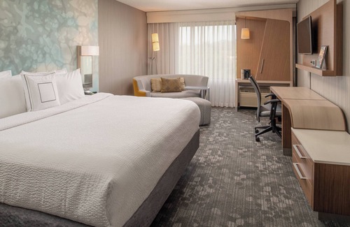 Parkrose Hotel | Courtyard by Marriott Portland Airport