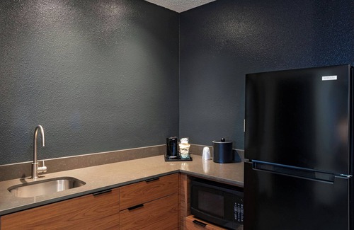 Western Division Hotel | Courtyard Marriott Laredo
