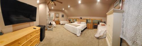 East Hampton House | Cowgirl Palace