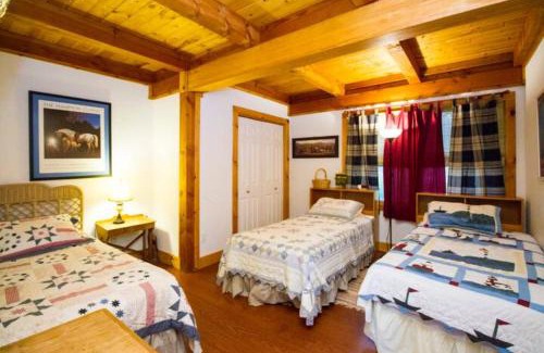 East Hampton House | Cowgirl Palace
