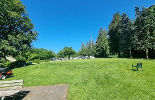 East Side Apartment | Cozoro 3 BEDROOMS Centre Vancouver