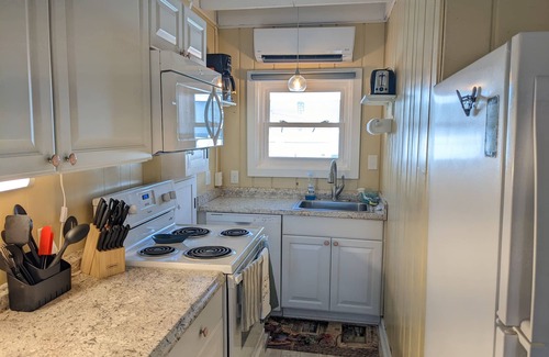 Rehoboth by the Sea Cottage | Cozy 2 BR Cottage steps from the Beach. Pet Friendly.