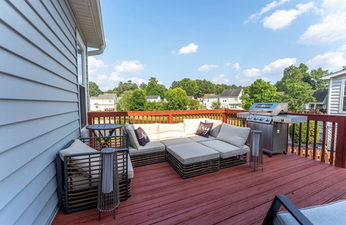 Northeast Raleigh House | Cozy 4-bedroom Raleigh Retreat. Home Theater. Furnished Deck. 15 min to Downtown