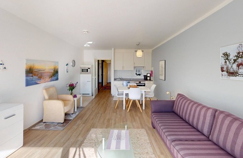 Neustadt in Holstein Apartment | Cozy 50 m² vacation apartment for 4 people and dog, with balcony and parking space.