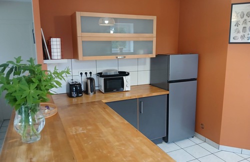 Jonzieux Cottage | Cozy 8-person gîte, Parc Naturel du Pilat, ideal for families and groups.