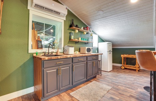 Pittman Apartment | Cozy Altoona Studio w/Fire Pit: Farm On-Site!