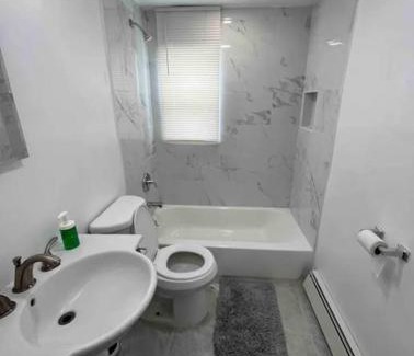 Hillside Apartment | Cozy Apartment 2 BedroomS