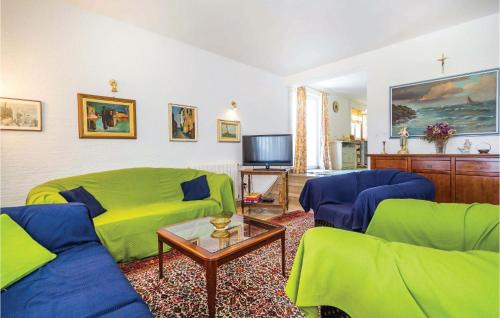 Barbat na Rabu Apartment | Cozy Apartment In Barbat With Wifi