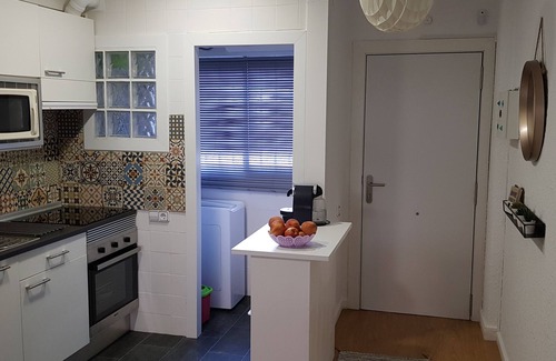 La Pineda Apartment | Cozy apartment in La Pineda by the sea, ideal families