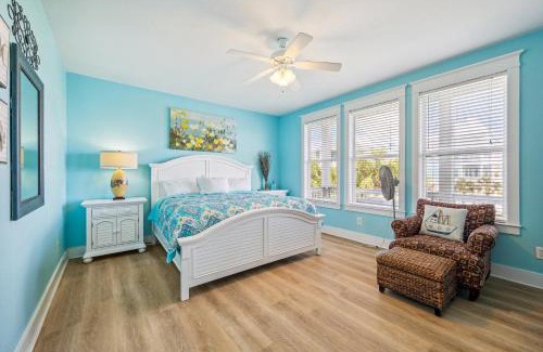 Red Fish Cove House | Cozy Beach Home with Resort Amenities, Oceanbay, lake views and 3 decks!