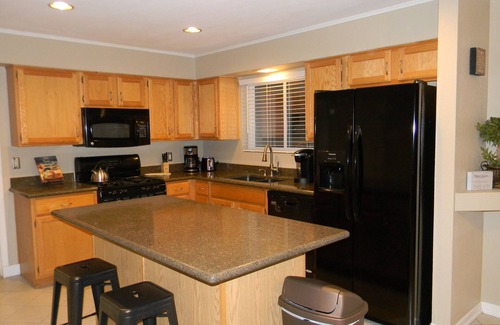 North Mountain House | Cozy, Clean, Beautiful 5 Star reviews home. A Quiet Gem!