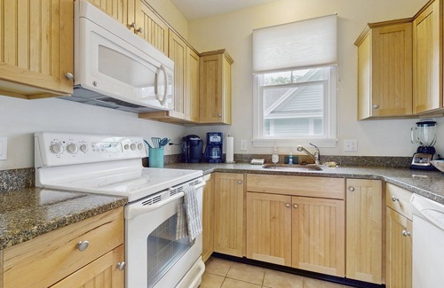 Summer Village Cottage | Cozy Cottage with Pools, Pickleball, Game Room, and Trolley to Nearby Beaches