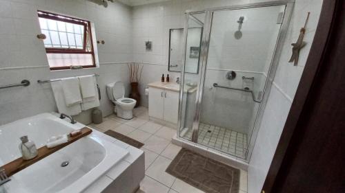 Greater Johannesburg Metropolitan Area Apartment | Cozy Garden Cottage