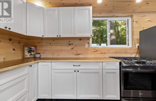 Carling Cottage | Cozy Georgian Bay Cottage