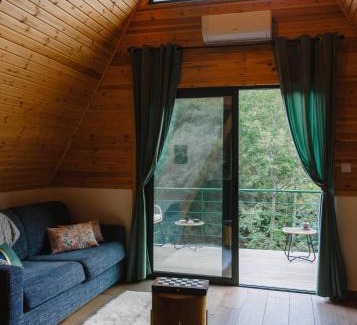 Arakapas Apartment | Cozy Glamping Cabin With Pool, Perfect For Couples & Families