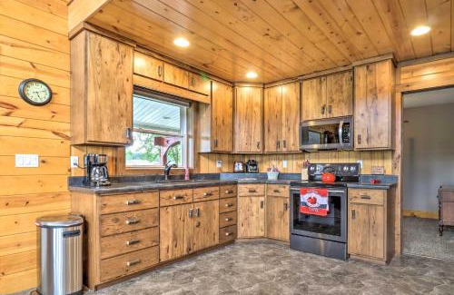 Shipshewana House | Cozy Haven of Rest Home with Amish Country Views!