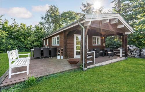 Bog By House | Cozy Home In Bogø By With Wifi