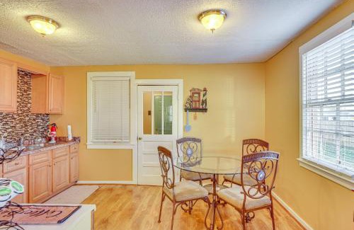 Pretty Bayou House | Cozy Home Near Bay Access in Panama City!