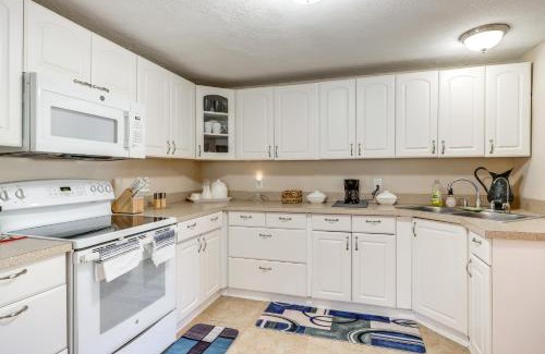 Northside House | Cozy Jacksonville Home about 12 Mi to Downtown!