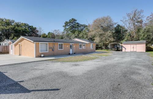 Northside House | Cozy Jacksonville Home about 12 Mi to Downtown!