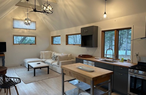 Marble Dale Cottage | Cozy jewel in Washington, CT! Charming Main House with separate Cottage