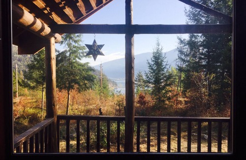 Nelson Cabin | Cozy Log Cabin in Pristine Nature