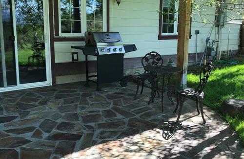 Butte Apartment | Cozy oasis nestled in mature aspen overlooking the city of Butte, Montana