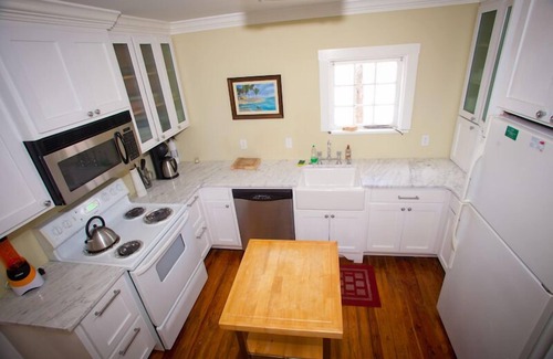 Pass-a-Grille Cottage | Cozy Pass-a-Grille Cottage