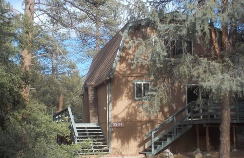 Pine Mountain Club Cabin | Cozy Pine Mountain Club Cabin