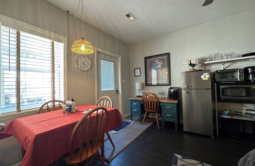 Northeast Raleigh Apartment | Cozy Private Guest House near Neuse River