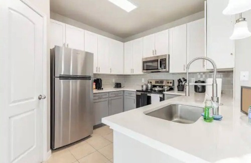 Webster Apartment | Cozy Retreat Away from Home 2BR